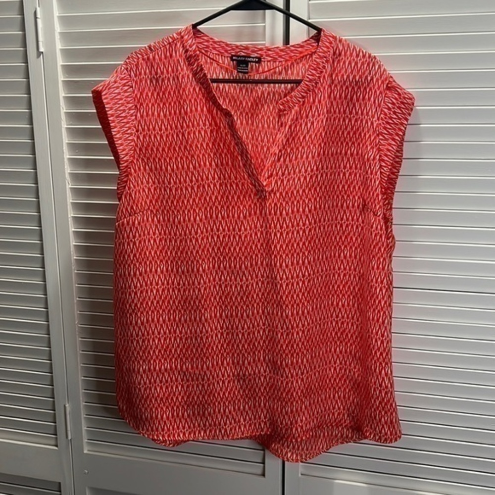 💥 HILARY RADLEY SIZE XL V NECK TOP